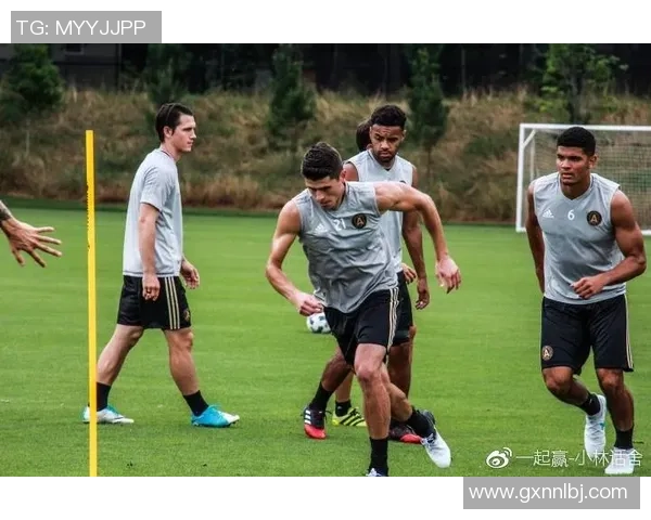 芝加哥火焰与肯萨斯的激烈对决揭示足球魅力与团队精神 芝加哥火焰与肯萨斯的激烈对决揭示足球魅力与团队精神